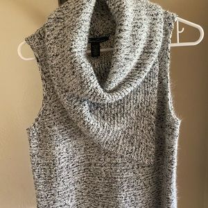 Kenneth Cole knitted vest